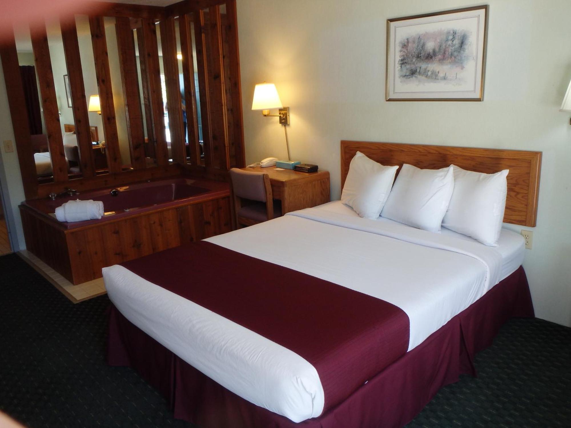 Americas Best Value Inn Saint Ignace Værelse billede
